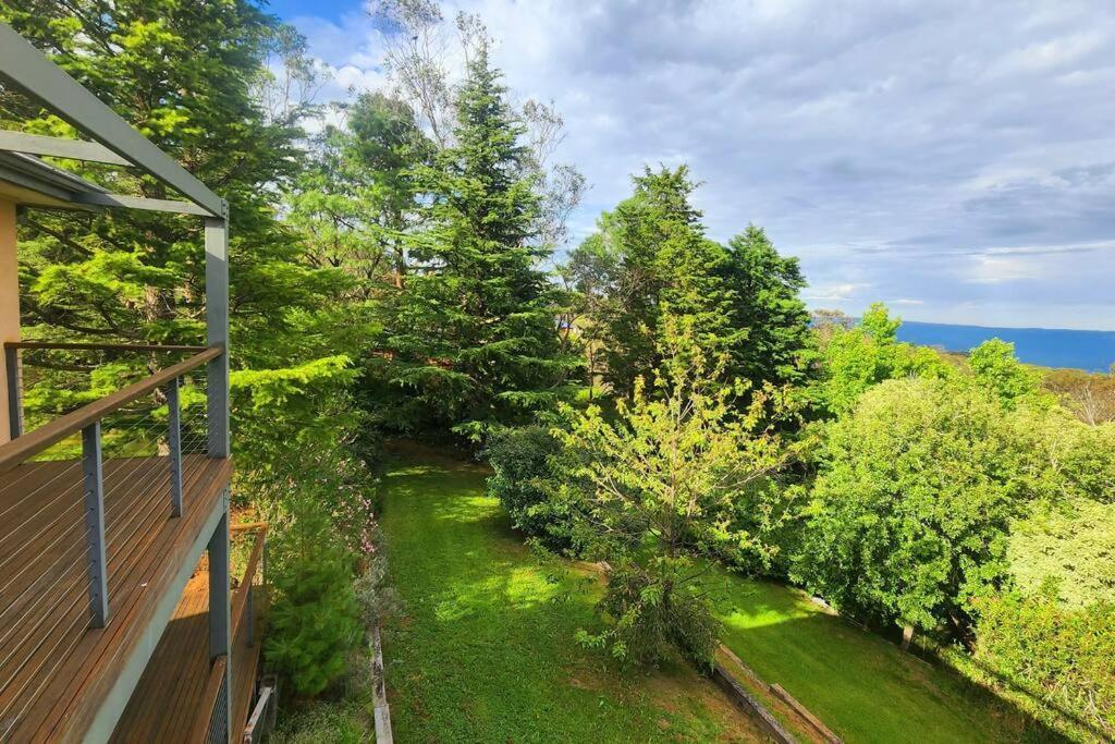 Narrow Neck Views - Peaceful 4 Bedroom Home With Stunning Views! Katoomba Exterior photo